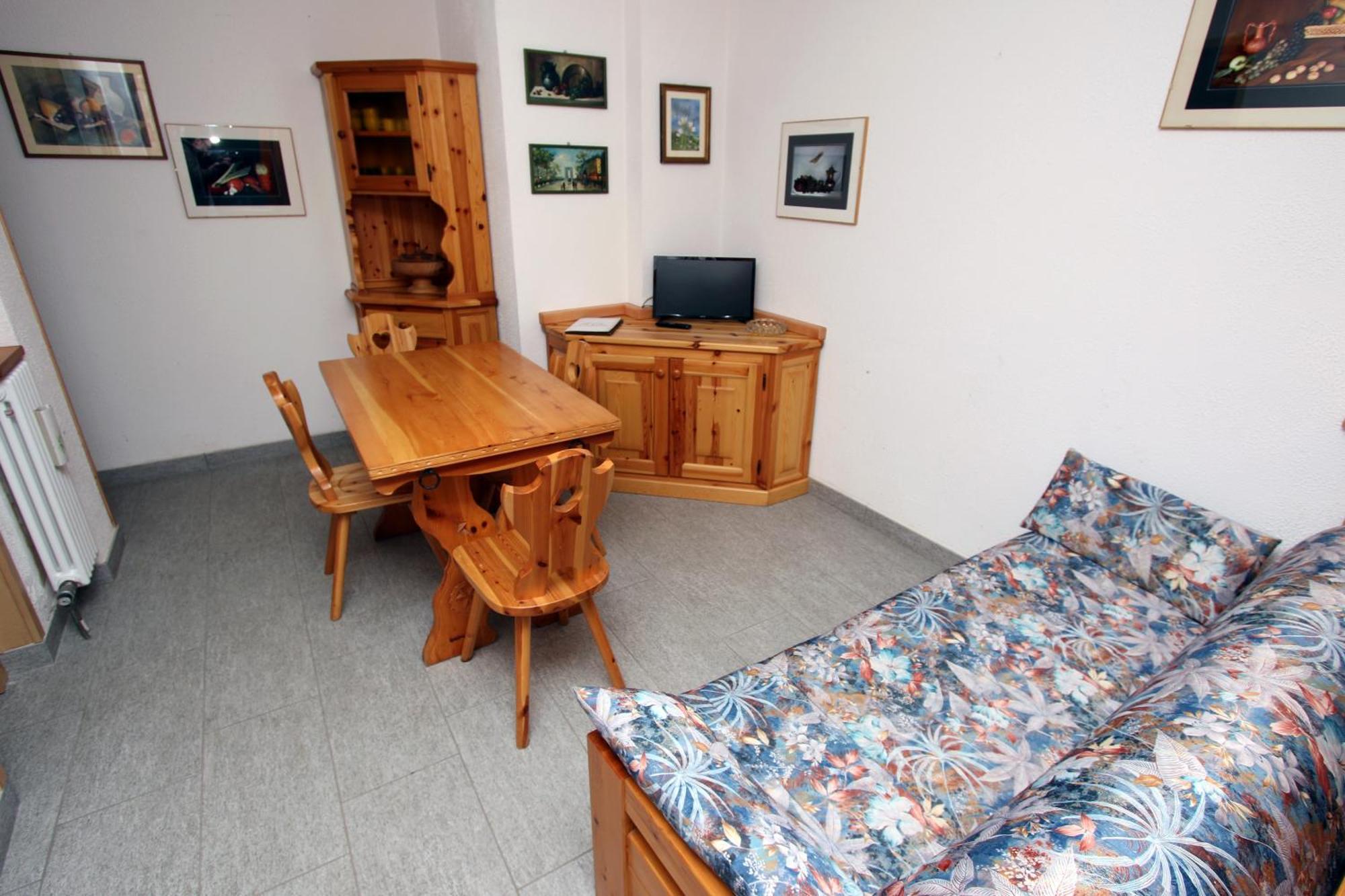 Champoluc Apartment Esterno foto